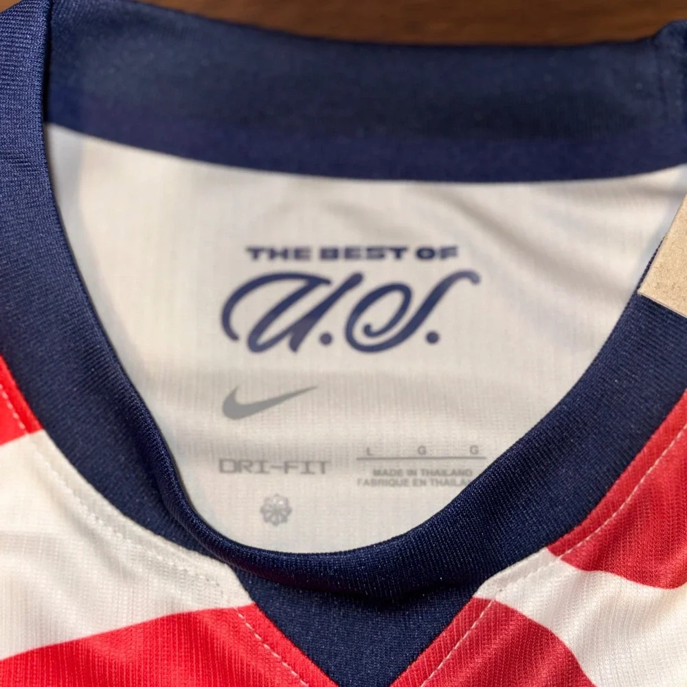 Nike USMNT Weston McKennie 8 Soccer Jersey Mens Large Red White Wavy Stripe NEW